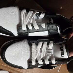 NWT kids sneakers